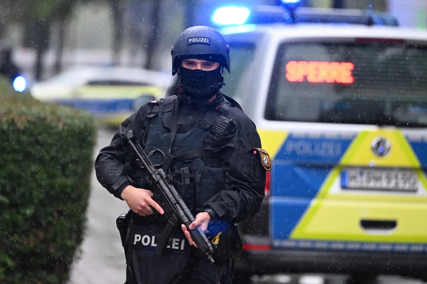 Berlīnē policijas operācijā nošauts praida terorakta uzbrucējs
