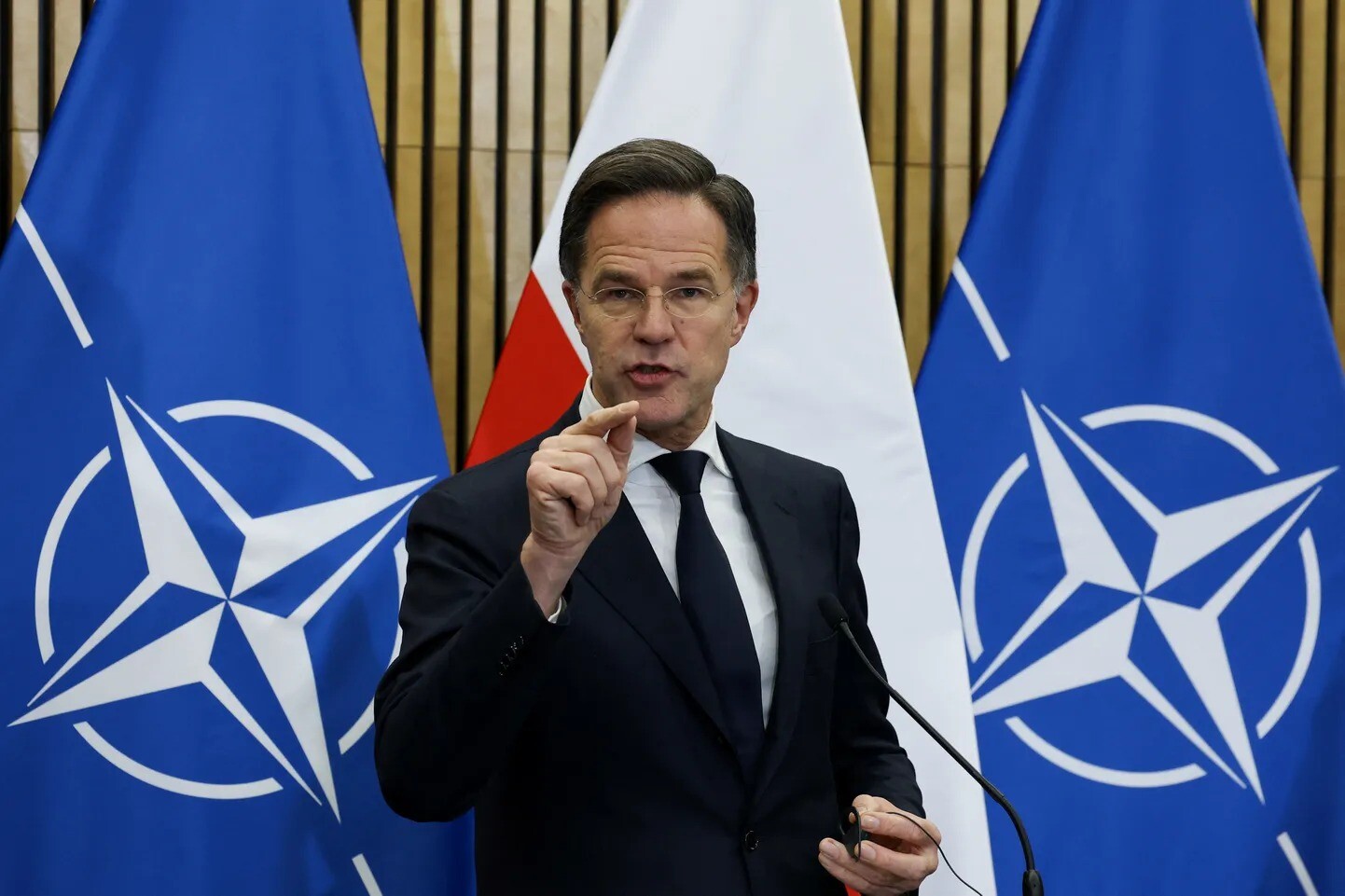 NATO ģenerālsekretārs pieprasa sabiedrotajiem skaidru plānu aizsardzības izdevumu palielināšanai