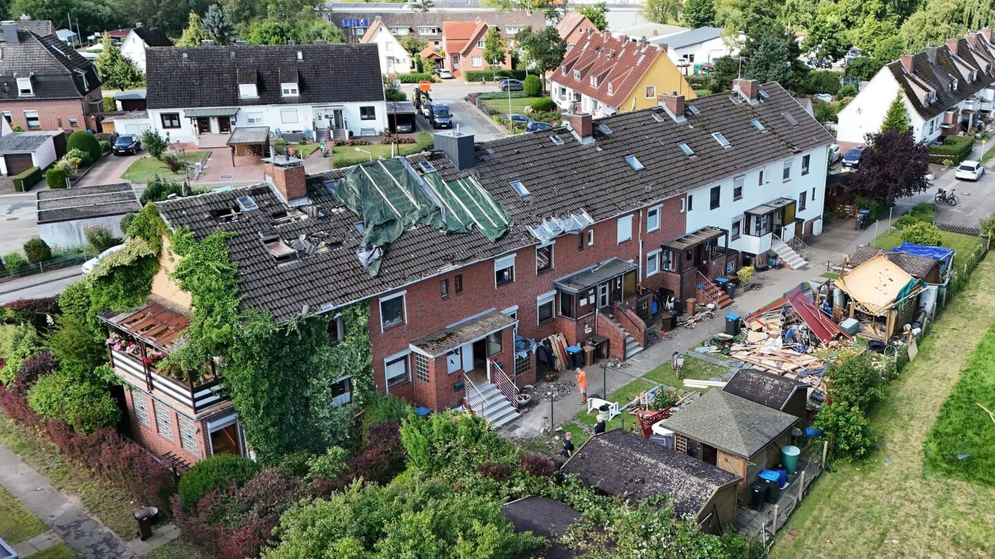 Vācijā tornādo cietušas 50 ēkas