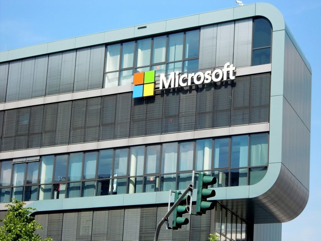“Microsoft” ceturkšņa peļņa kāpusi par 31%