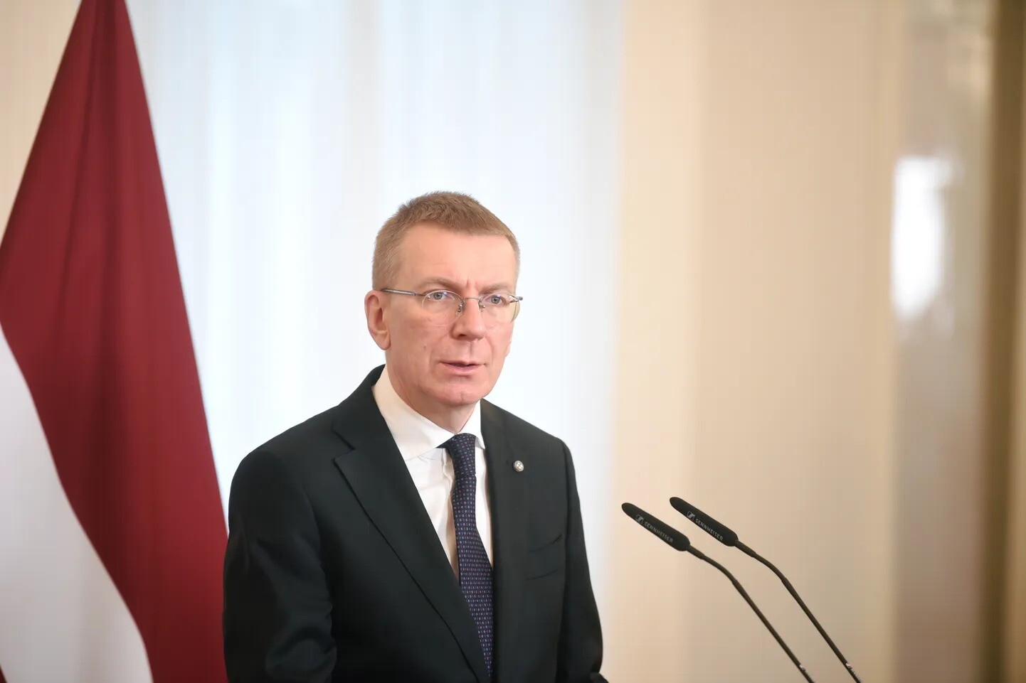 Drošības situācijas dēļ Rinkēvičs pārtrauc atvaļinājumu un uzrunās sabiedrību Aglonā