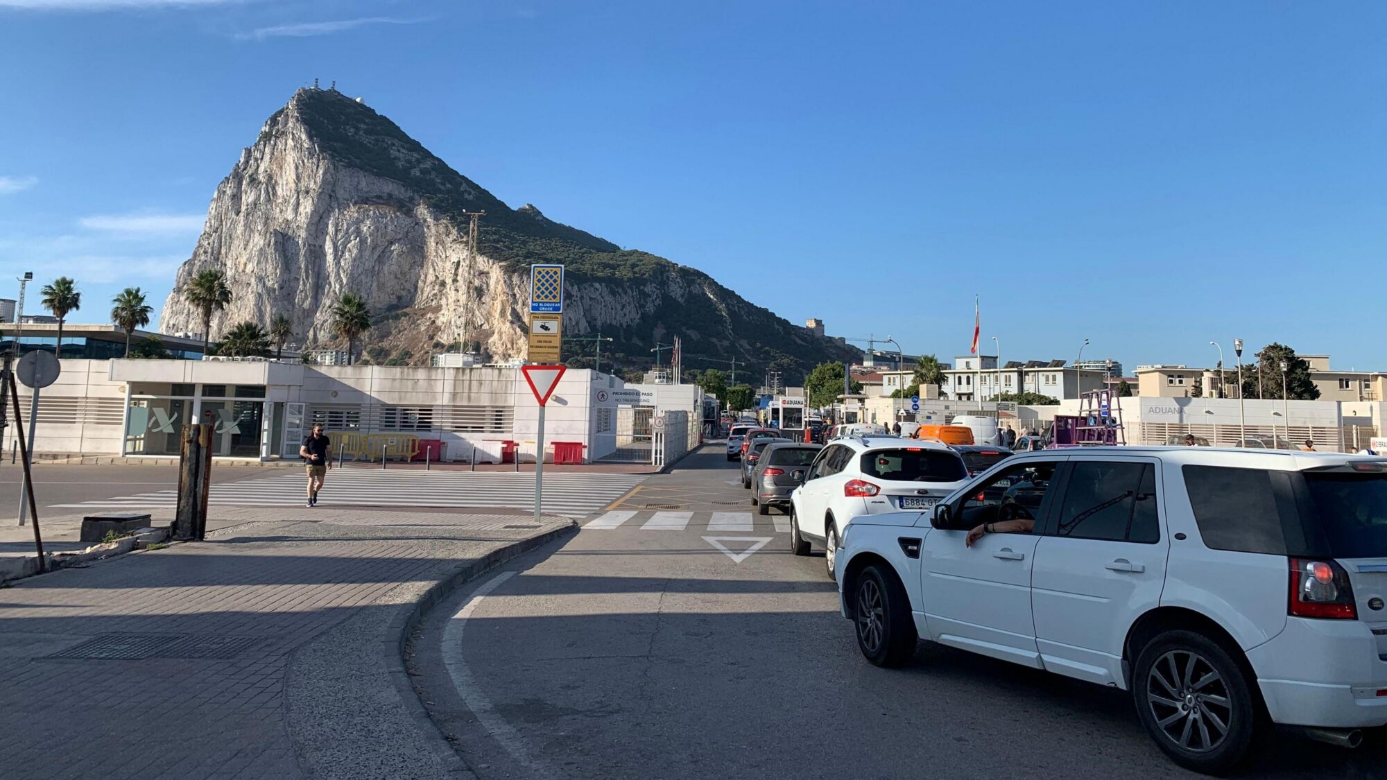 ES un Lielbritānija atceļ robežkontroli starp Gibraltāru un Spāniju