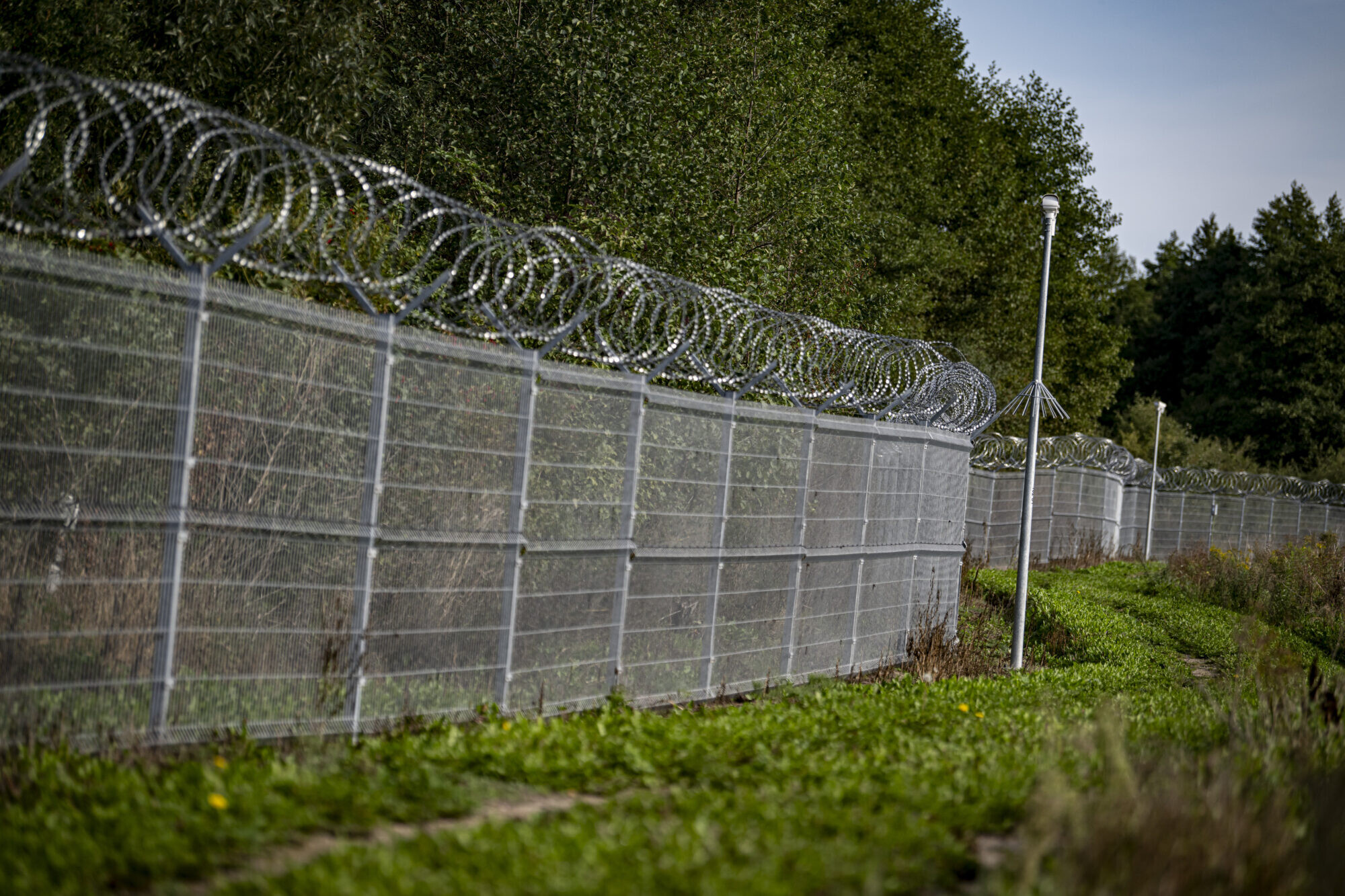 Lietuvas robežsargi piespieduši doties atpakaļ uz Baltkrieviju divus migrantus