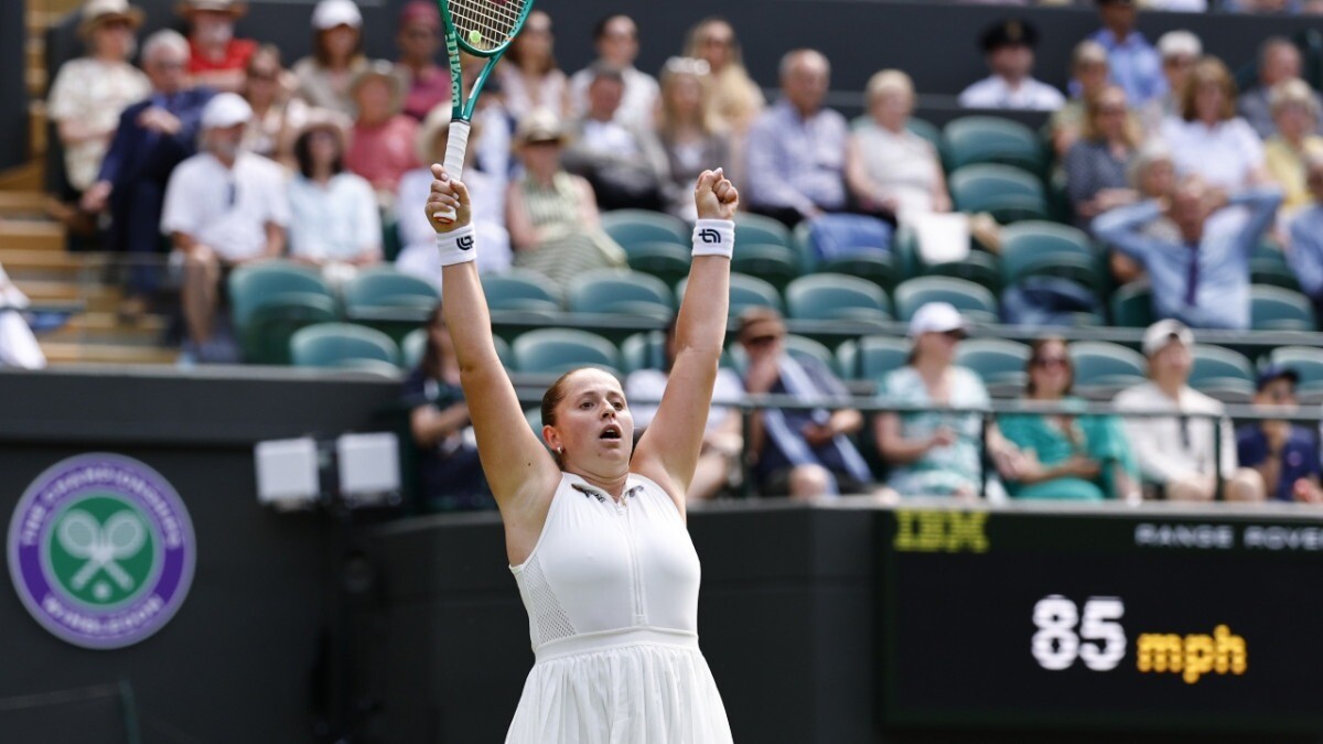 Ostapenko/Arevalo grūtā cīņā sasniedz Vimbldonas finālu