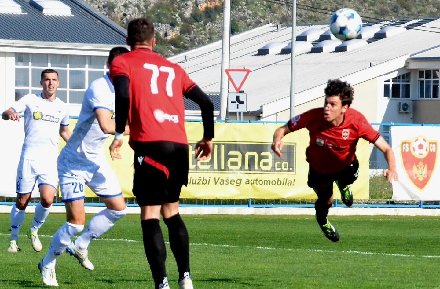 Simtgades spēks pret futbola klubu “Liepāja”: ko sevī slēpj Melnkalnes klubs “Dečic”