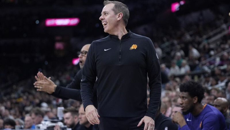 Porziņģa pārstāvētās “Warriors” treneru kolektīvam pievienosies bijušais “Lakers” stūrmanis Vogels