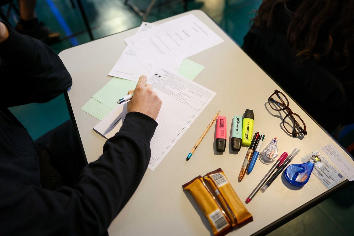 Pašvaldības prasa nevirzīt izmaiņas likumā par 9. klases eksāmenu sliekšņa atcelšanu