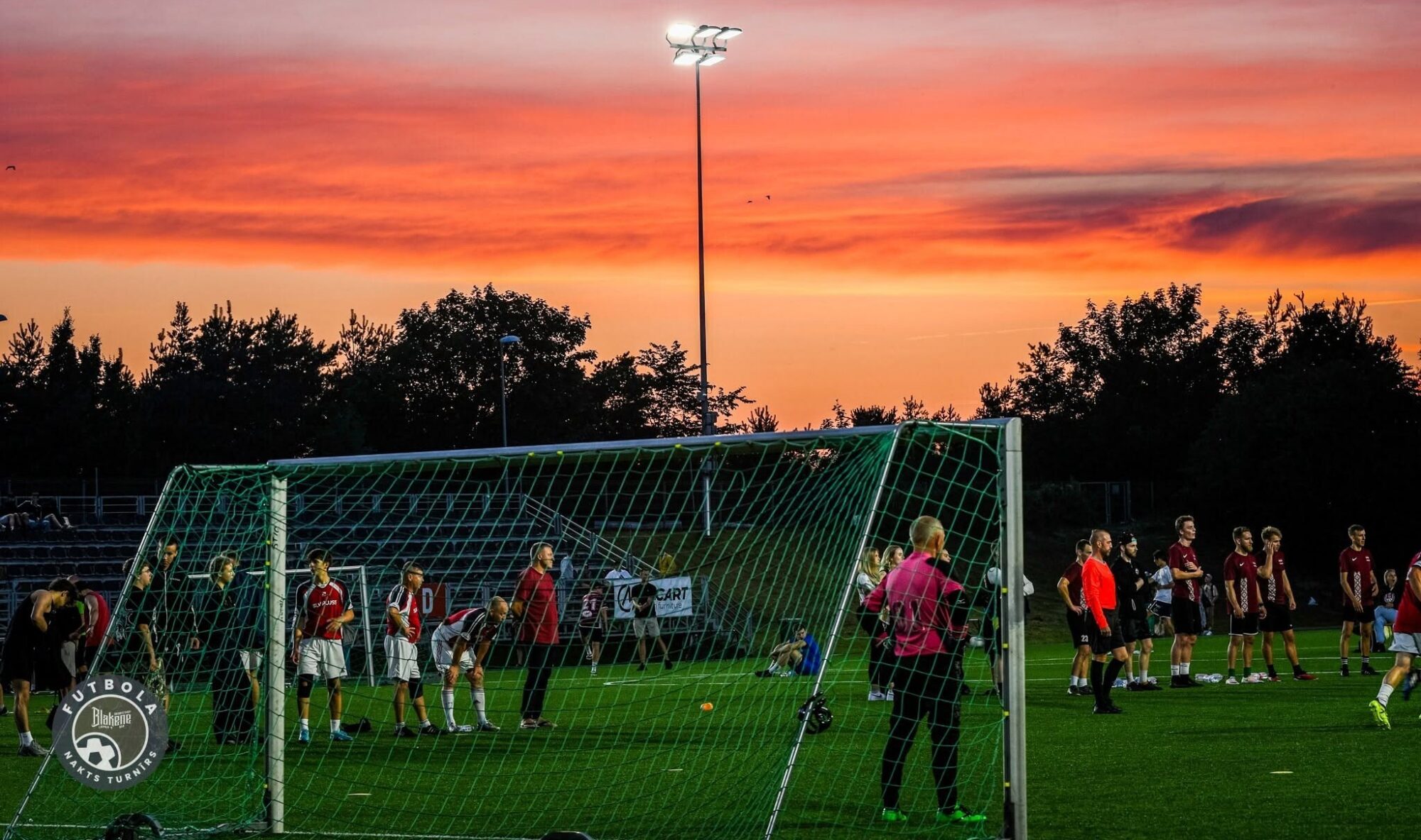 Otro vasaru pēc kārtas Liepājā norisināsies futbola nakts turnīrs; galvenā balva pieaug līdz 500 eiro