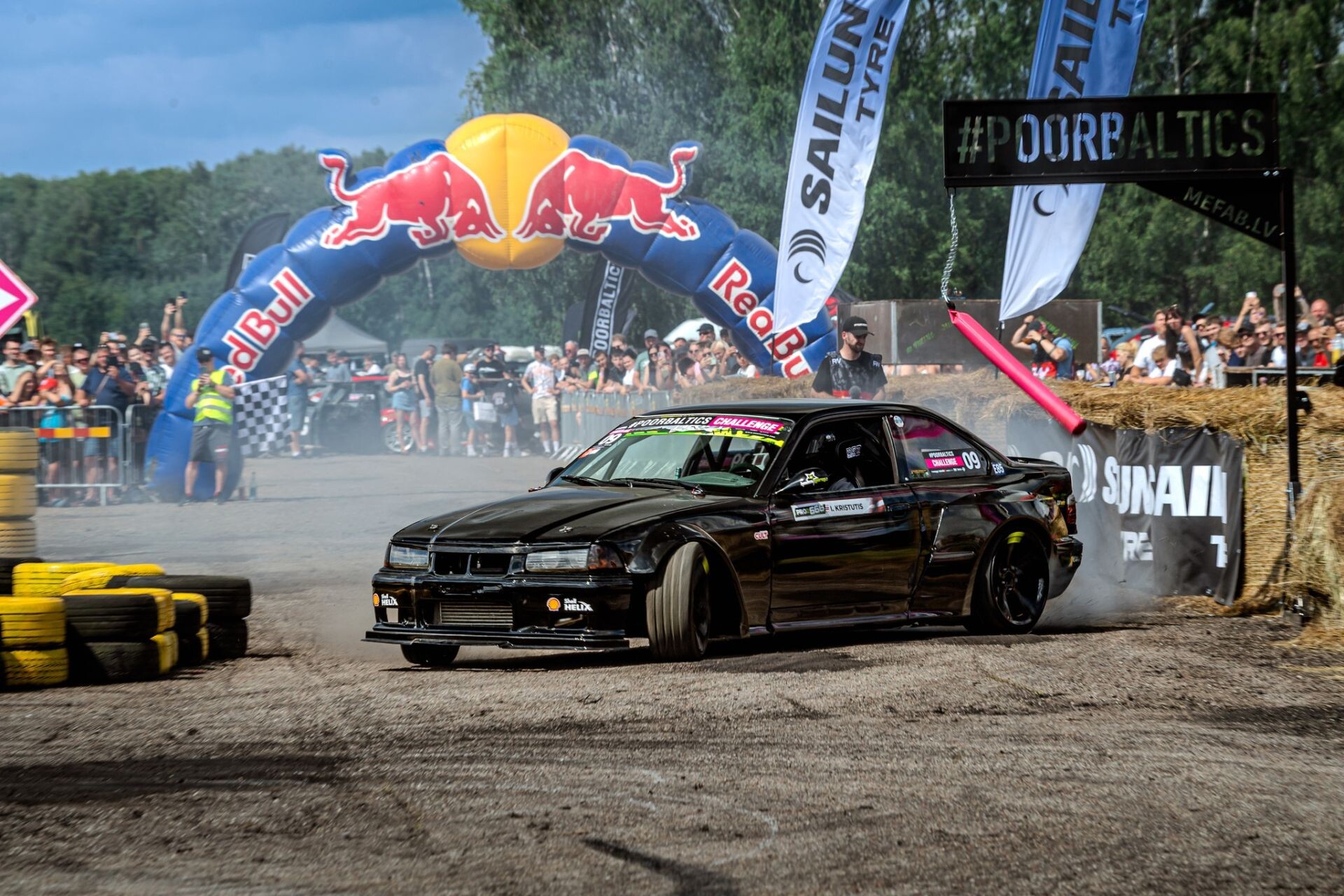 Priekules lidlaukā norisināsies auto entuziastu sacensības “Poorbaltics Challenge”