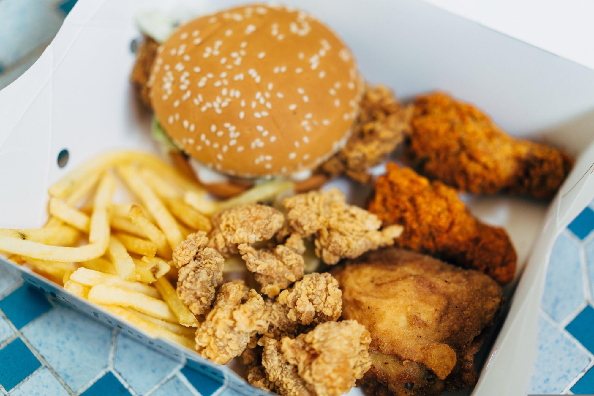 “Apollo Group” ar KFC franšīzi plāno ieiet Norvēģijas tirgū