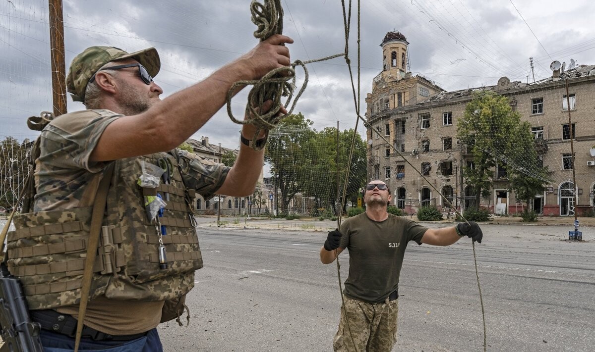 Krievija uzbrukusi Ukrainai ar 80 droniem