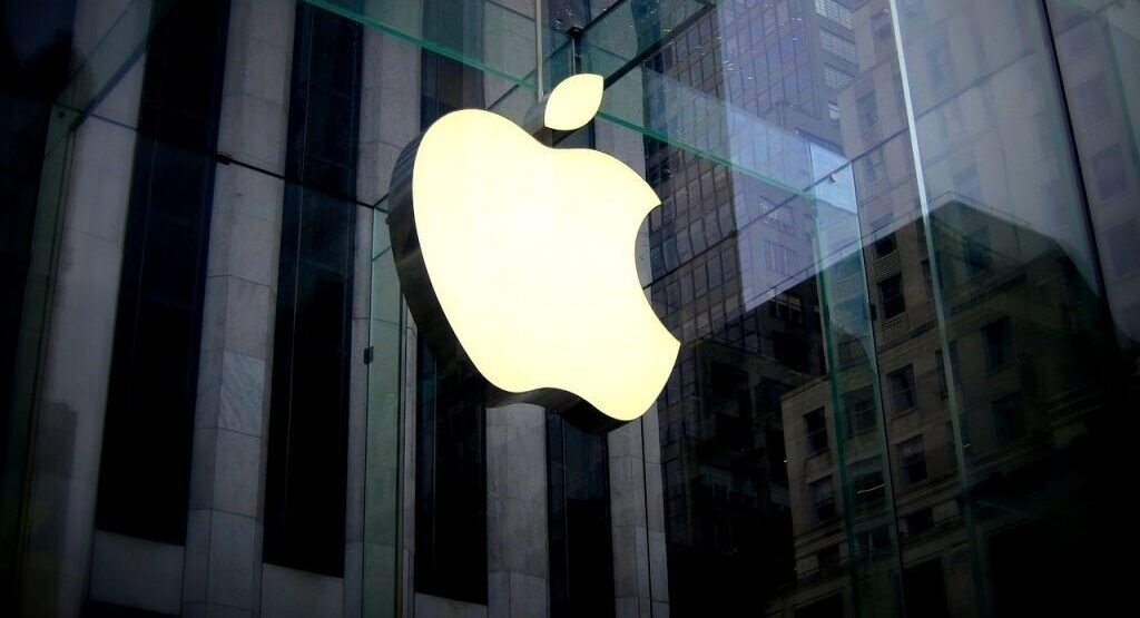 “Apple” peļņa pagājušajā ceturksnī pieaugusi par 27%