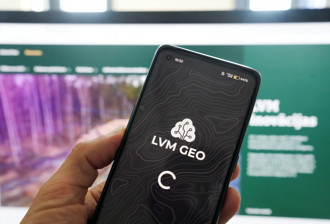 Atjaunota mobilās lietotnes “LVM GEO” darbība