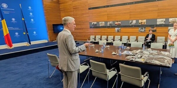 Rumānija pēc dronu incidentiem izraida Krievijas vēstniecības darbinieku