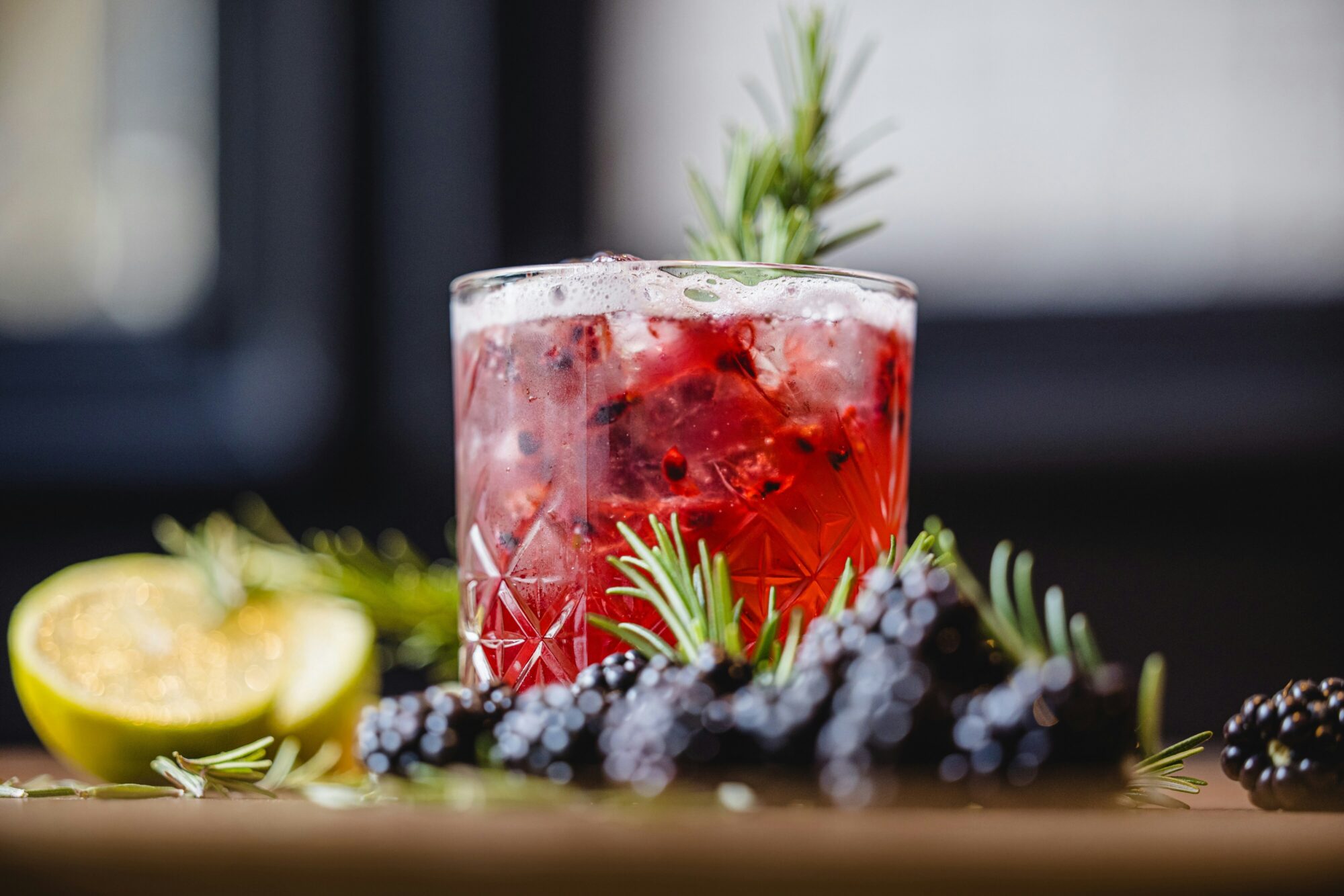 Mokteiļi – svētku izjūta bez alkohola: populārākie bezalkoholiskie kokteiļi un vienkāršas receptes