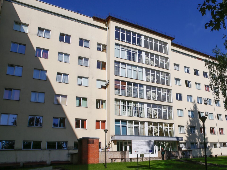Latgale: Rēzeknes slimnīcā iegādāta jauna ķirurģijas lāzeriekārta