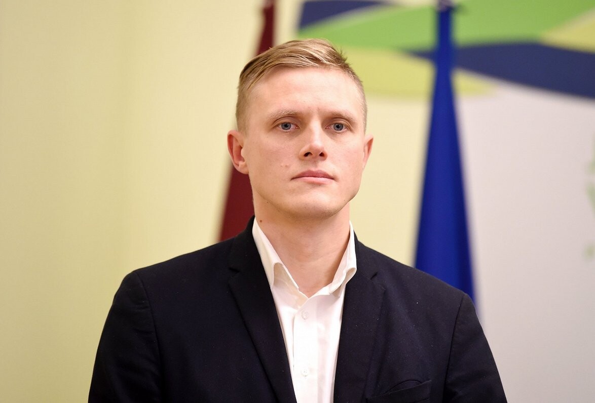 Dombrava noraida Kulberga pārmetumus imigrācijas ierobežošanas pasākumu plānam
