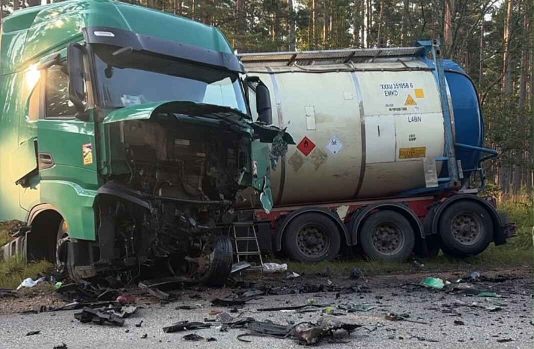 Video: Avārijā Jūrkalnes pagastā gājuši bojā divi cilvēki