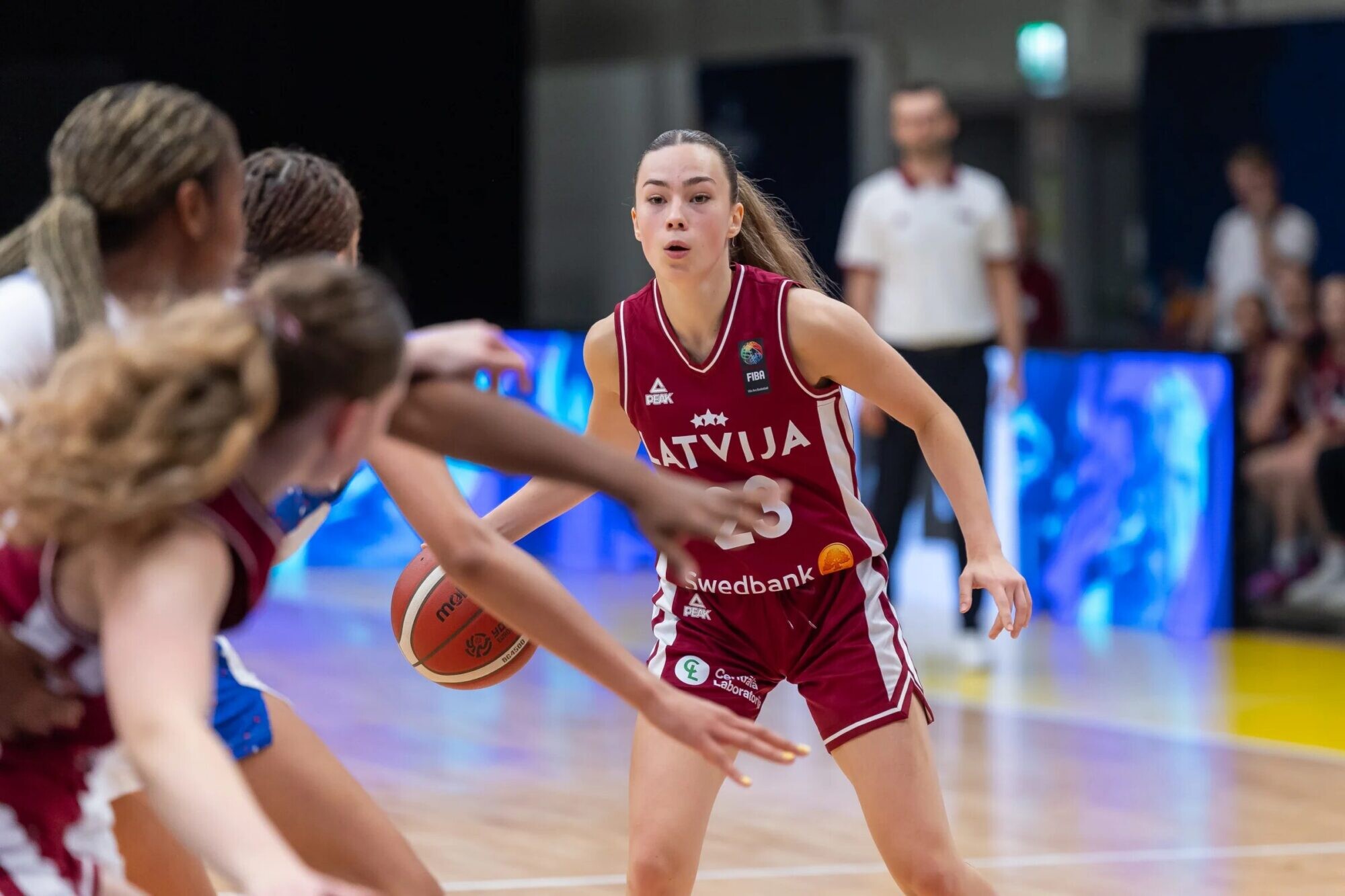 Luzgina Eiropas U-18 čempionātā trešā labākā piespēlētāja