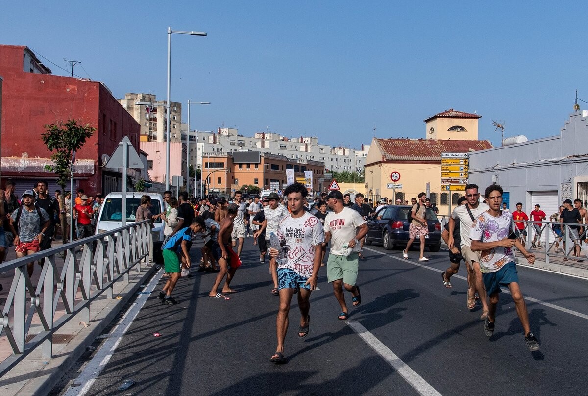 Spānija: Seutu ir atstājuši gandrīz visi tur ielauzušies migranti