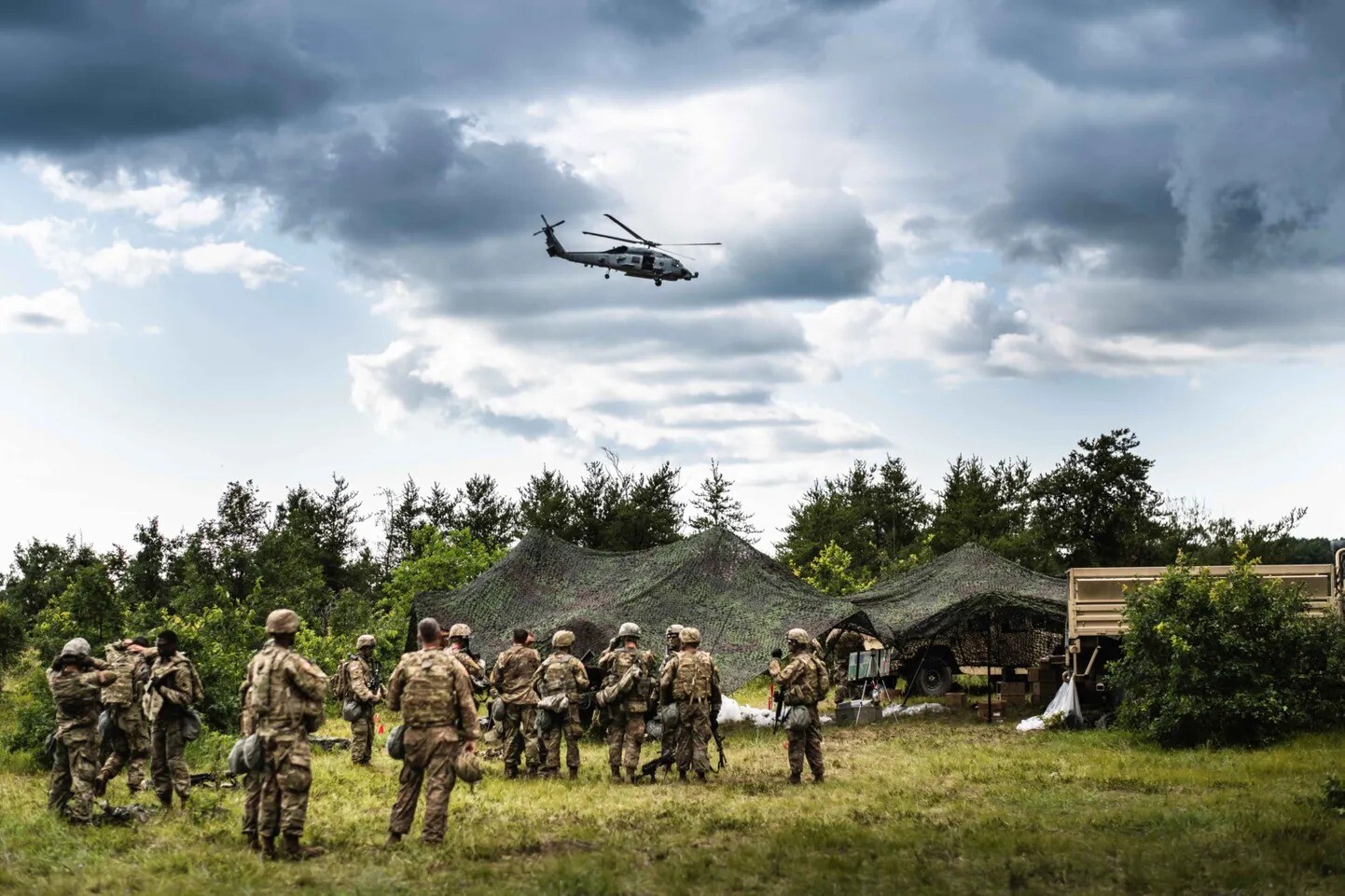 Nacionālie bruņotie spēki piedalās militārajās mācībās ASV