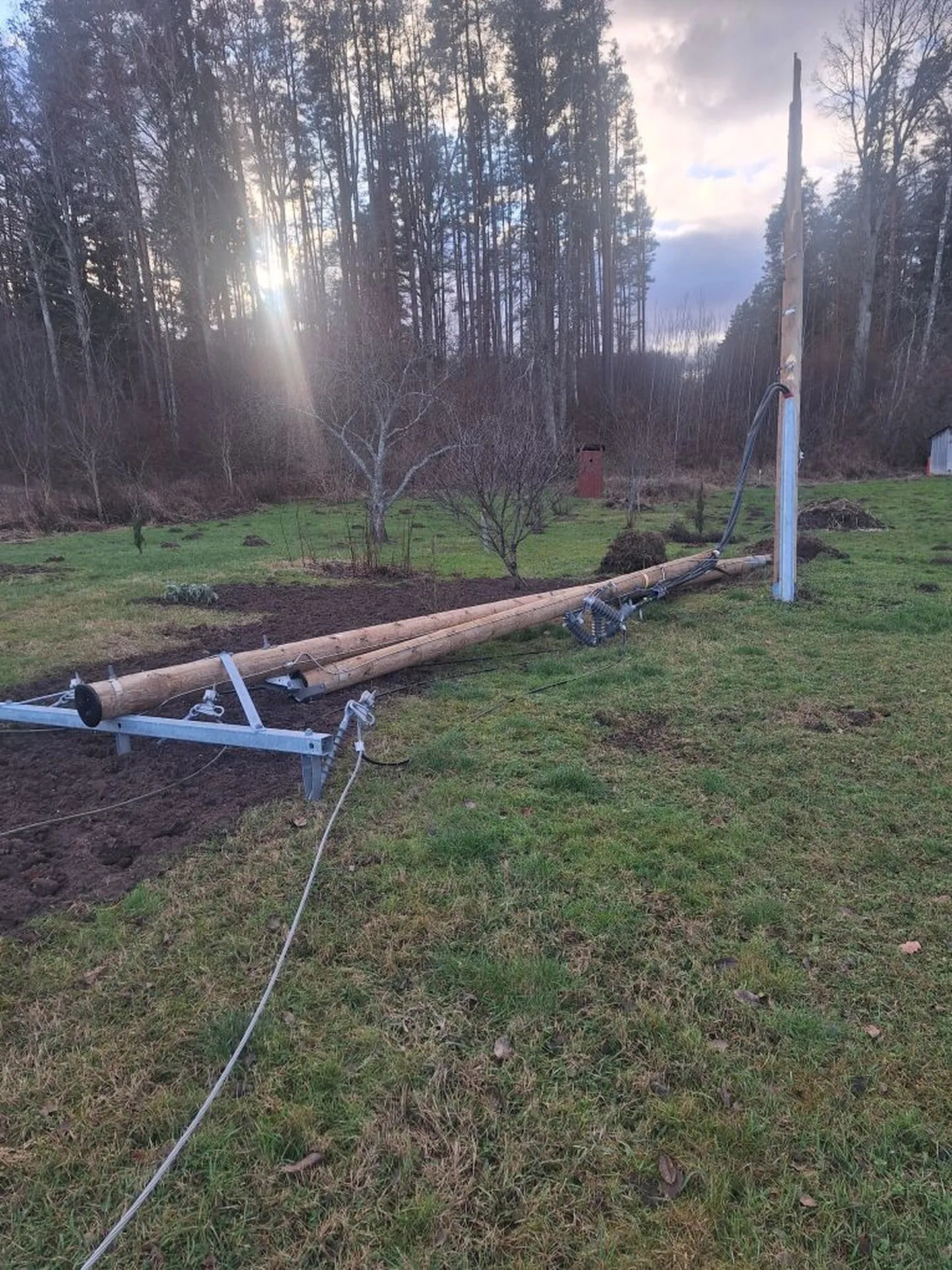 Pēdējo stundu laikā situācija ar elektroapgādi nedaudz uzlabojusies