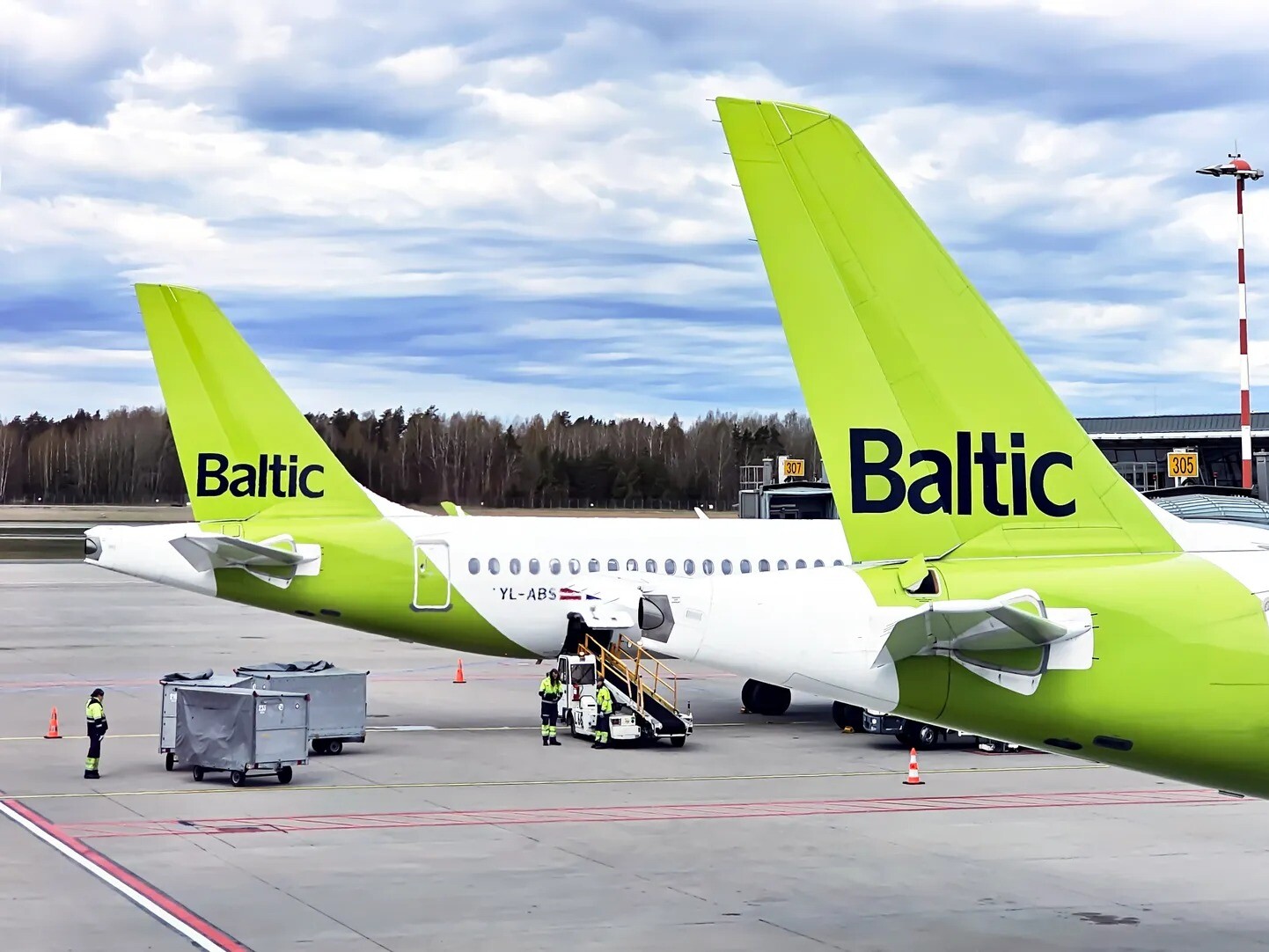 Saeima paredz valsts iespējamu dalību “airBaltic” finanšu stabilizēšanā