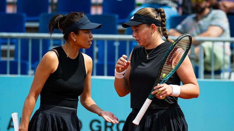Video: Ostapenko sasniedz Toronto “WTA 1000” dubultspēļu sacensību pusfinālu