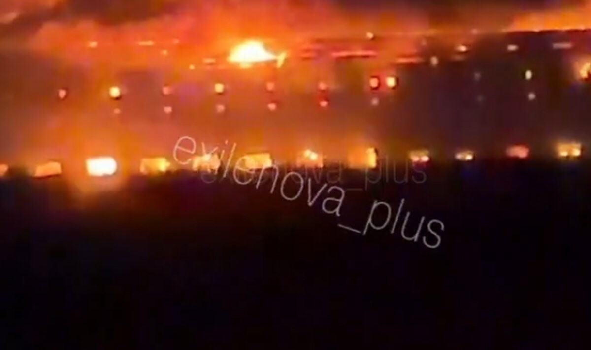 Video: Ukraiņu lidroboti uzbrūk “Ozon” noliktavām Krievijā