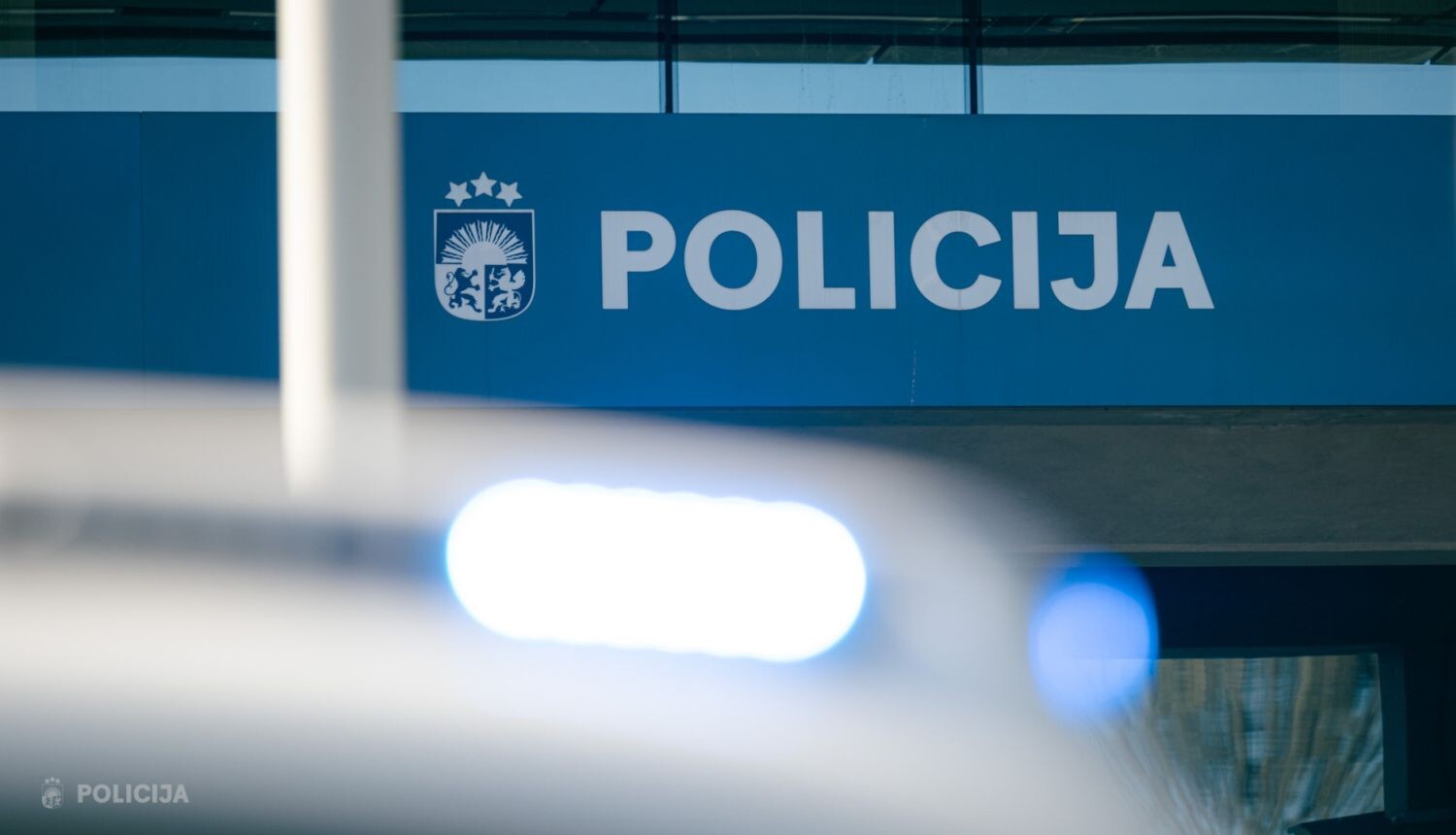 Policija rosina apsūdzēt agrāk tiesātu vīrieti par gatavošanos ķīlnieka sagrābšanai