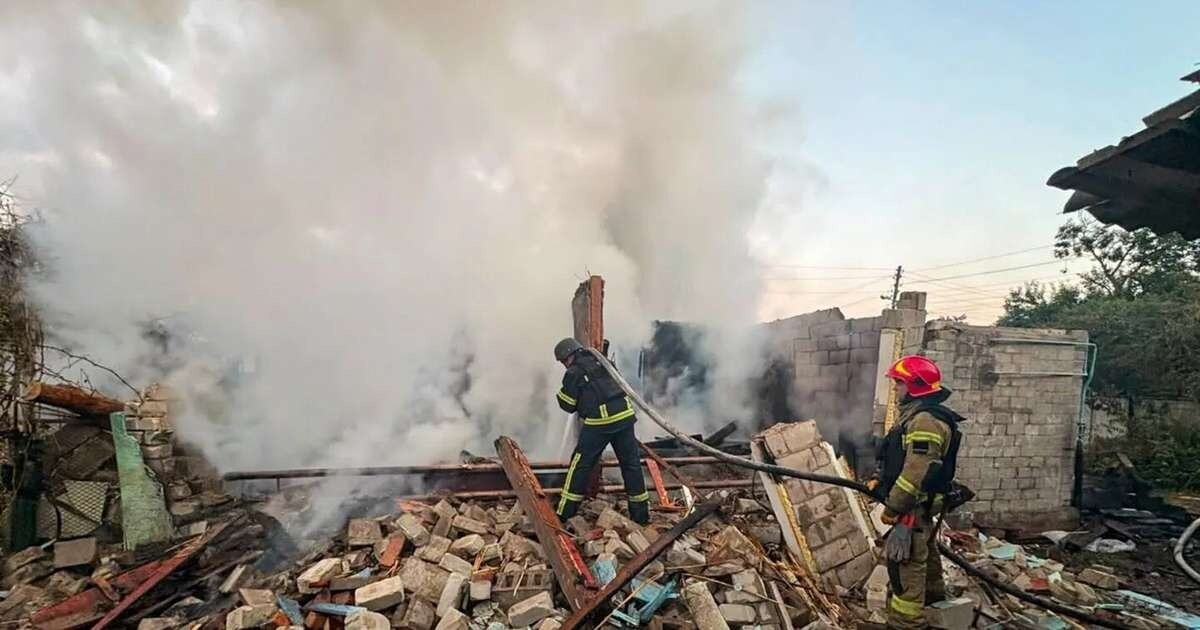 Krievu dronu triecienā Žitomirā nogalināti divi cilvēki