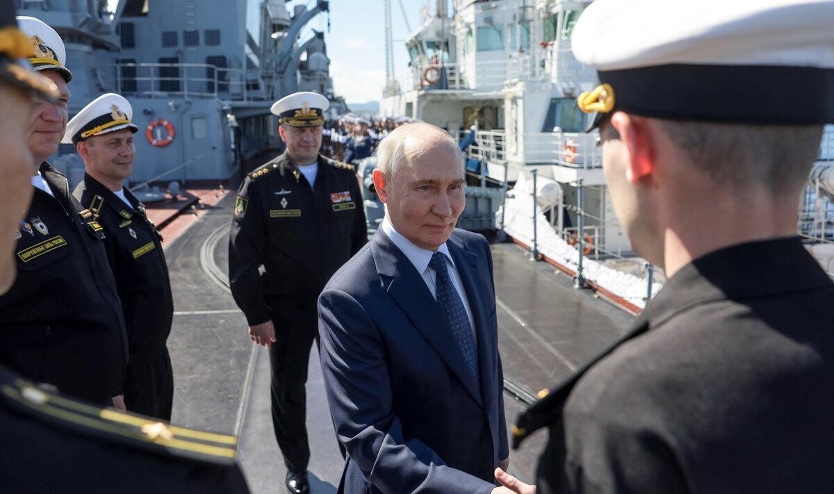 Japāna protestē pret Putina vizīti Kuriļu salās