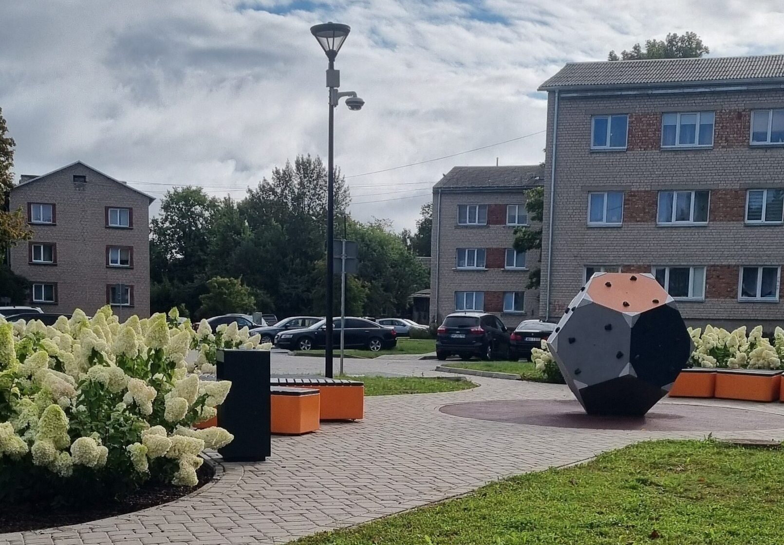 Latgale: Videonovērošanas kameras palīdz atklāt apstādījumu postītājus