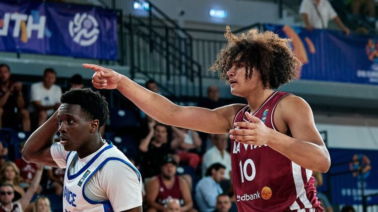 Eiropas U-16 čempionāta rezultatīvākais spēlētājs Beruē līderis sešos statistikas rādītājos