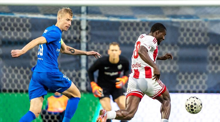 Par futbola virslīgas augusta labāko spēlētāju atzīts “Liepājas” uzbrucējs Oloko Ede