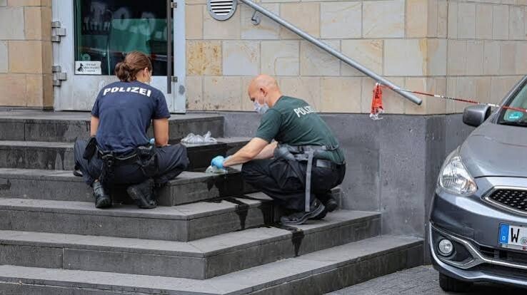 Vācijā noticis mēģinājums aizdedzināt sinagogu Vupertālē