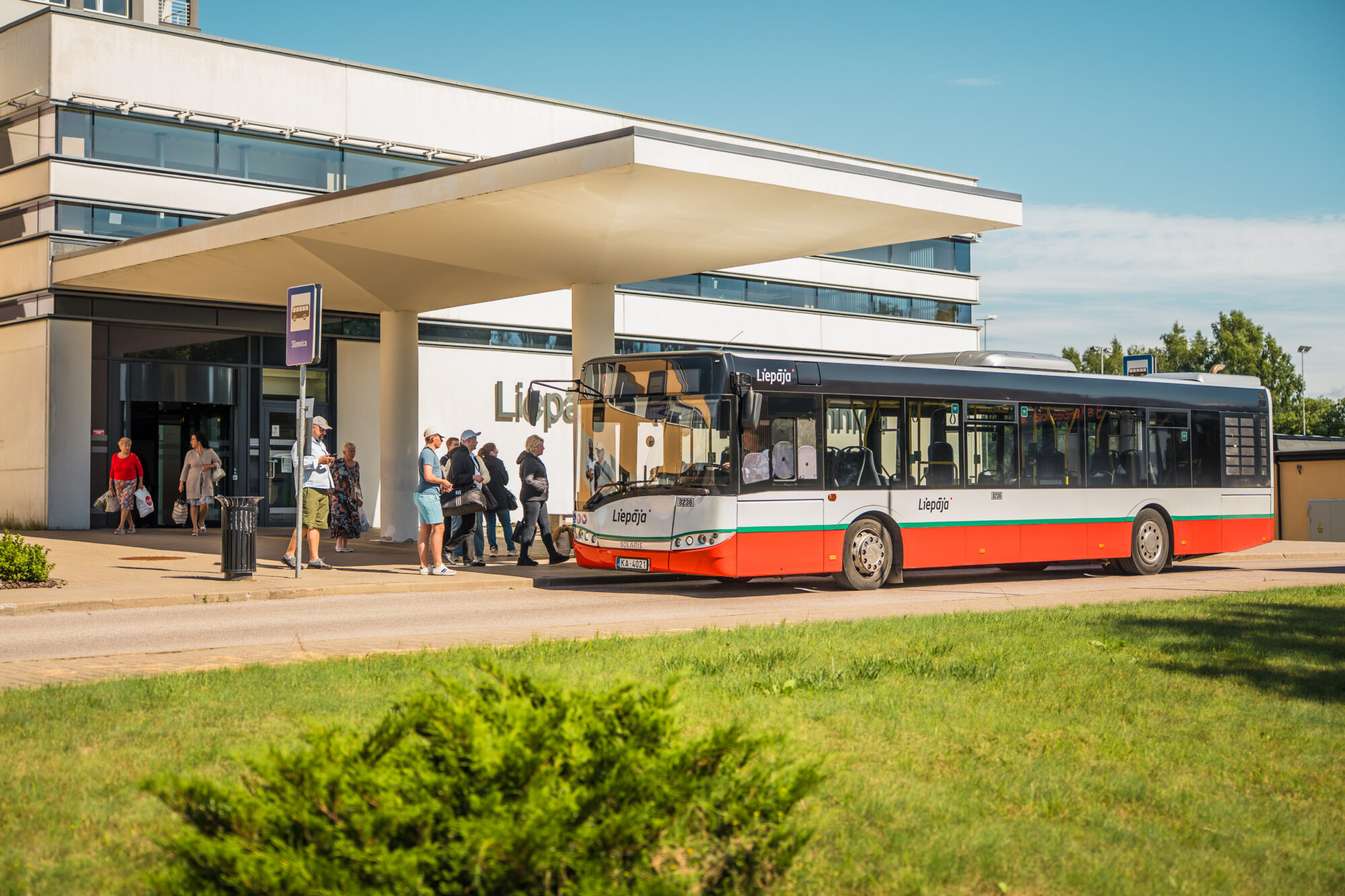 Augustā Liepājas sabiedriskajā transportā bijis par 15,6% vairāk braucienu nekā pērn