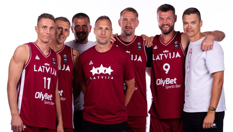 Video: Latvijas 3×3 basketbolisti cīņā par pirmo vietu grupā uzvar lietuviešus