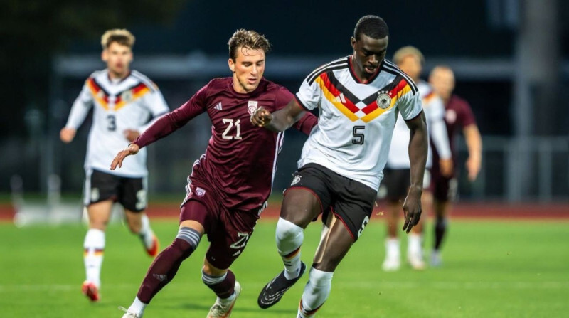 Latvijas U-21 futbolisti Eiropas čempionāta kvalifikācijas mačā zaudē Vācijai