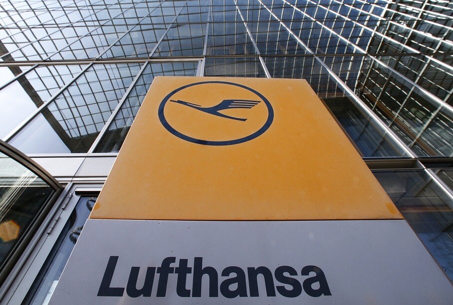 “Lufthansa” no decembra samazinās reisu skaitu no Rīgas uz Frankfurti