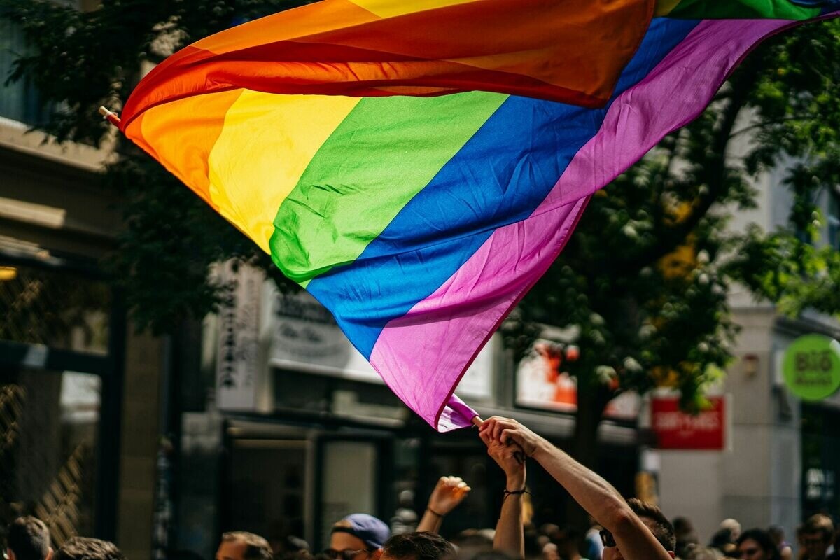 Stambulā LGBTQ aktīvistu protestos aizturēti desmitiem cilvēku