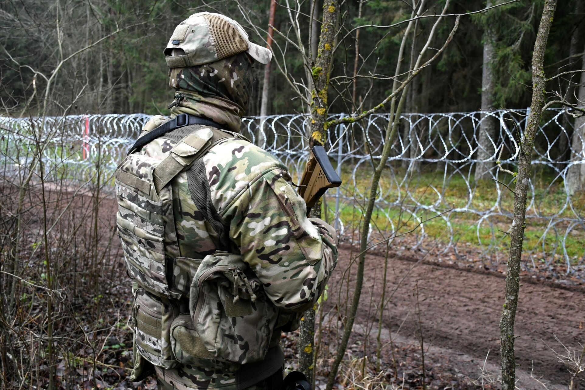 Nedēļas nogalē novērsts 91 migranta mēģinājumi nelegāli šķērsot Latvijas robežu no Baltkrievijas