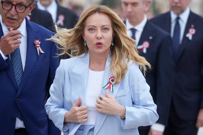 Meloni svin savas valdības rekordilgu darbību