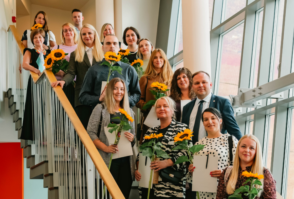 Vidzeme: Siguldas novada dome piešķir stipendijas 10 topošajiem pedagogiem