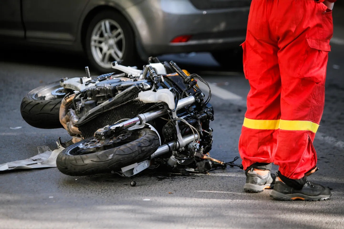 Salaspils novadā gājis bojā motociklists