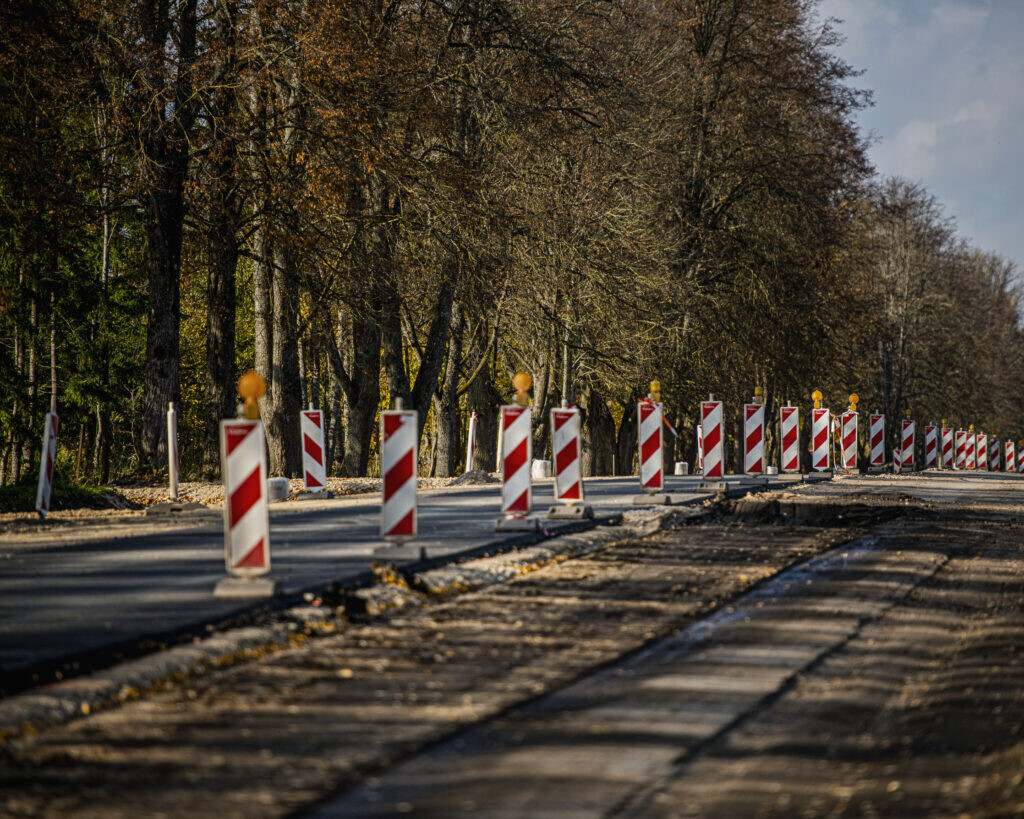 Ceļu remontdarbi Latvijā turpinās 51 posmā