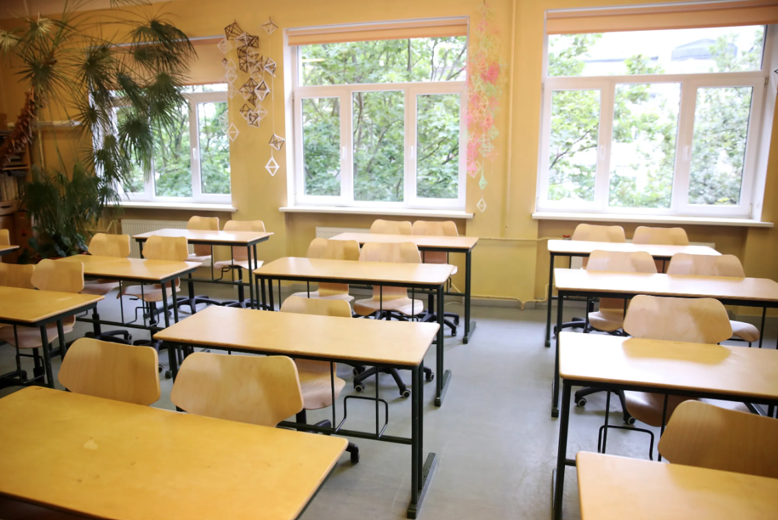 Četrās skolās šonedēļ mācīsies rīkoties gaisa apdraudējuma gadījumā