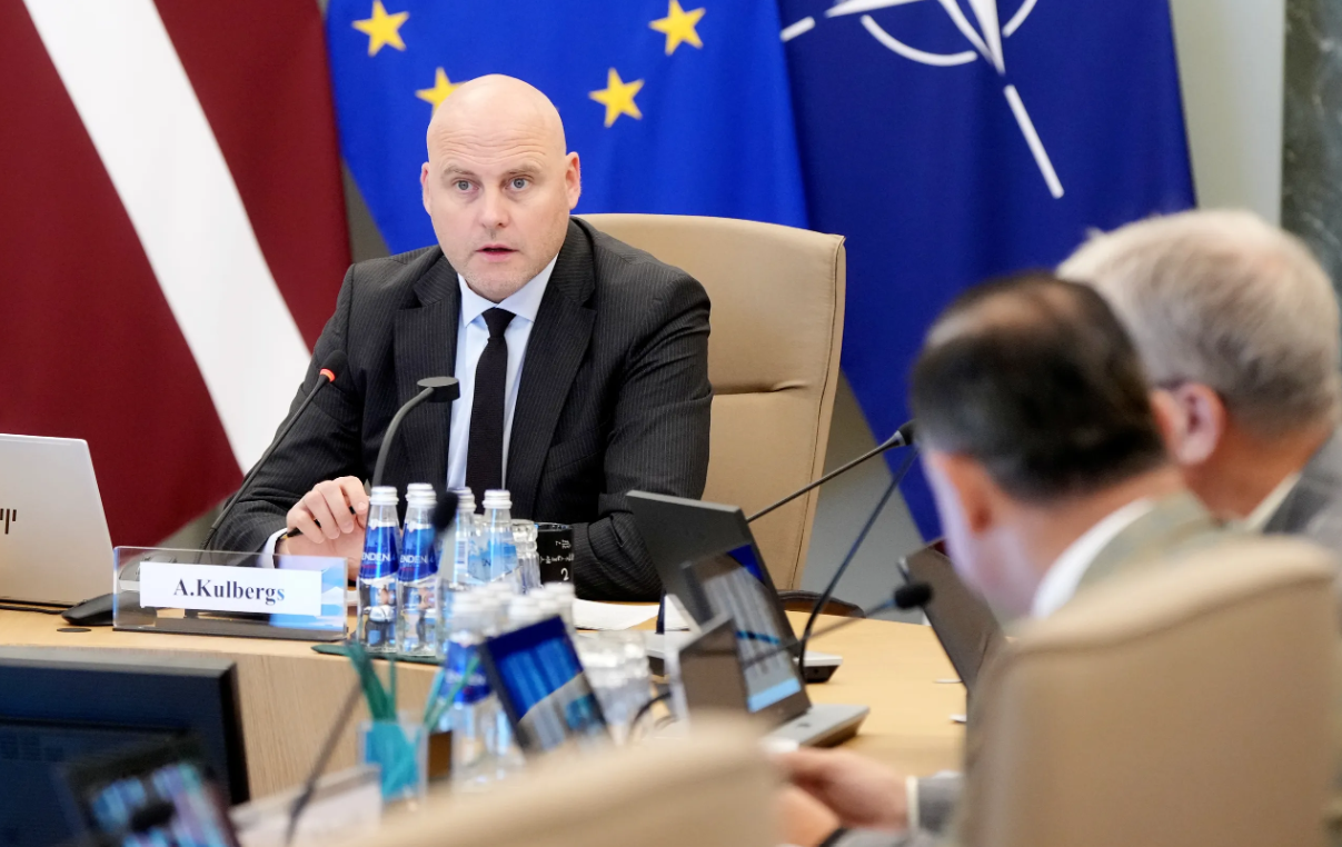 Kulbergs sasauc valdības ārkārtas sēdi par ES sankciju pagarināšanu Krievijai