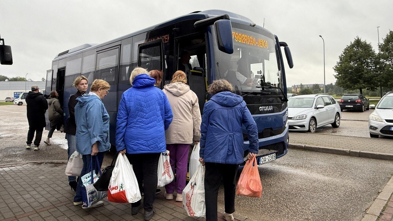 Reģionālajiem pārvadājumiem pakalpojumu nodrošināšanas nepārtrauktībai piešķir 9,8 miljonus eiro