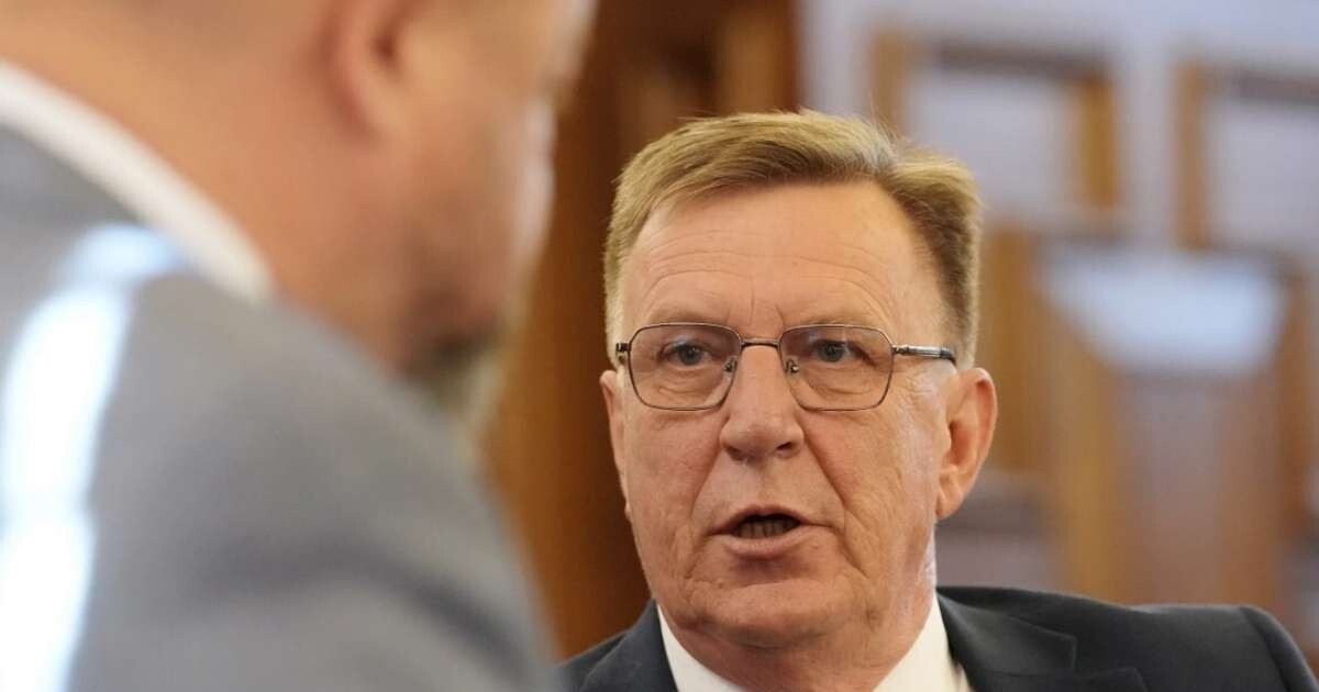 Kurzemē visvairāk svītrots Kučinskis; Aniņš savā sarakstā pakāpies par 12 vietām